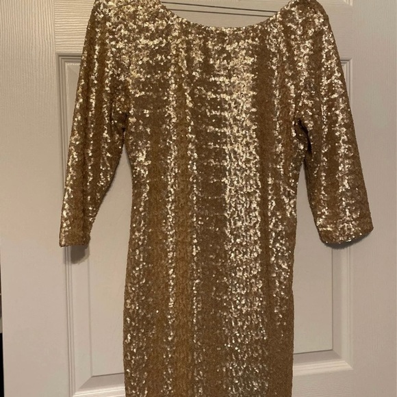 Dresses & Skirts - Gold Sequin Dress